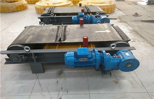帶式永磁自卸式除鐵器，帶式永磁自卸式除鐵器知識參數(shù)_內(nèi)部磁塊安裝方法_帶式永磁自卸式除鐵器型號價格