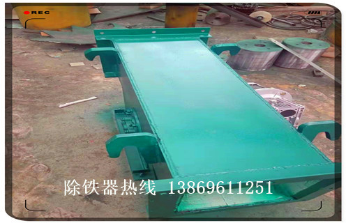 管道除鐵器，內(nèi)蒙古管道除鐵器_遠(yuǎn)力內(nèi)蒙古管道除鐵器應(yīng)用安裝示意圖型12000高斯_可定制工作原理 